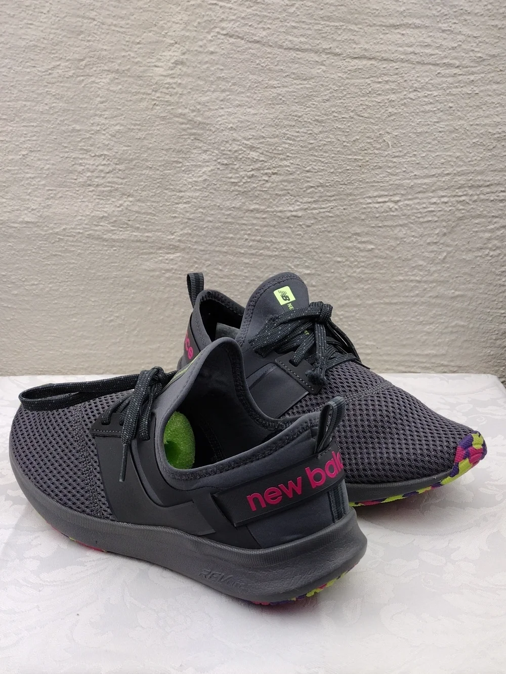 New Balance Nergize Sport Castle Rock Pink Round Toe Mesh Lace Up Athletic Shoe
